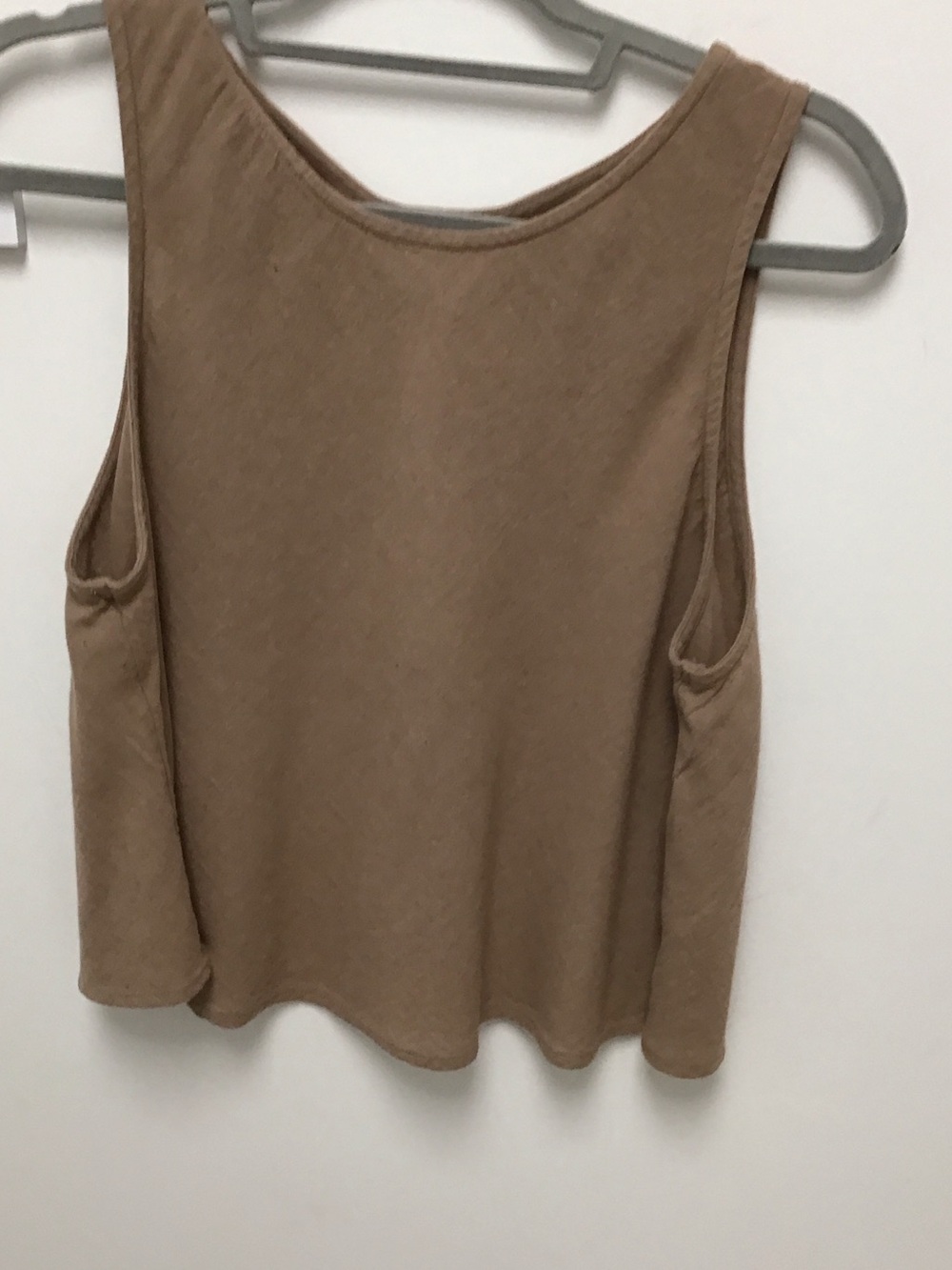 Elan Women’s Sleeveless Tank Top in Camel